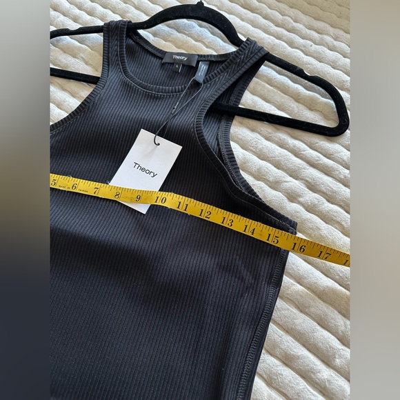 Theory black tank, size large - Picture 5 of 8